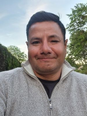 Daniel, 49