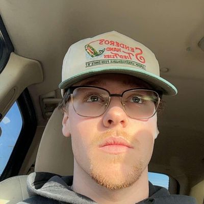 Tristan, 22