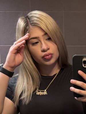Jocelyn, 18