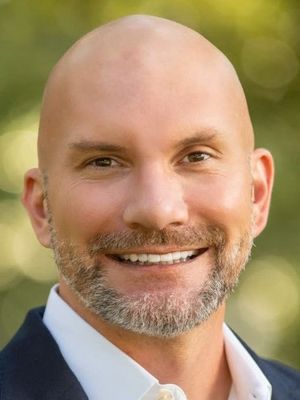 Simon, 48