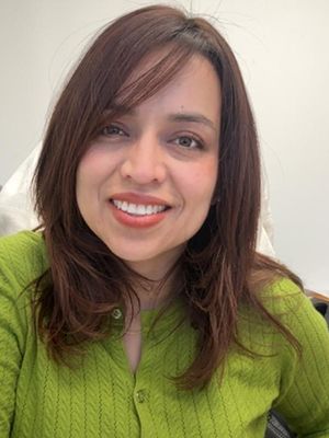 Izela, 31