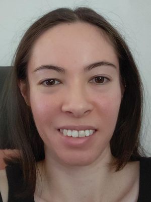 Carly, 28