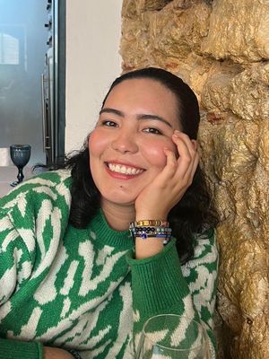 Cristina, 30