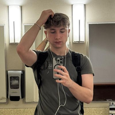 Jonathan, 21