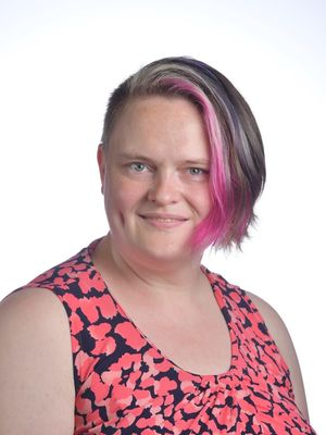 Sarah, 39