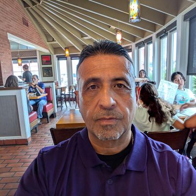 Carlos, 57