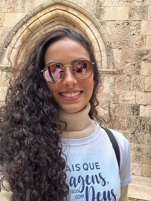 Thamy, 24