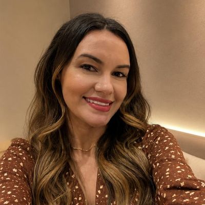 Samanta, 38