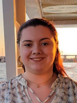 Christina, 28