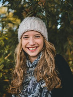 Louise, 26