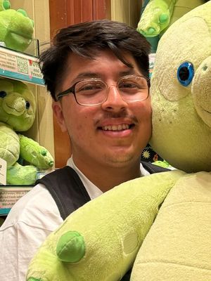 Eduardo, 25