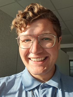 Maximilian, 25