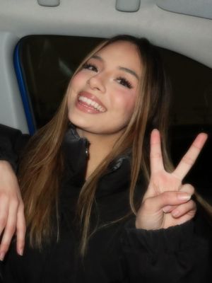 Daisy, 23