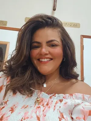 Eliane, 47