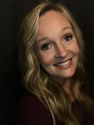 Gracie, 38