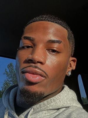 Amare, 26