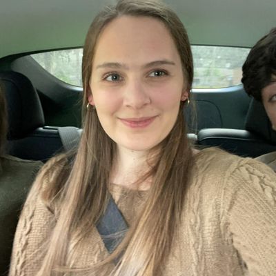 Rianna, 27