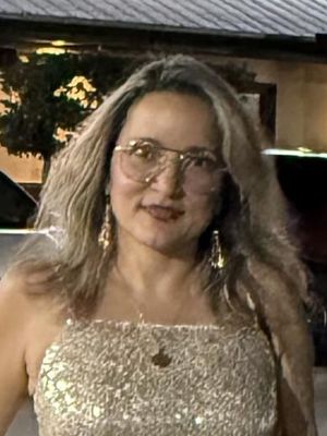 Carmen, 53