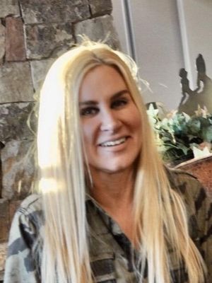 Jennifer, 58