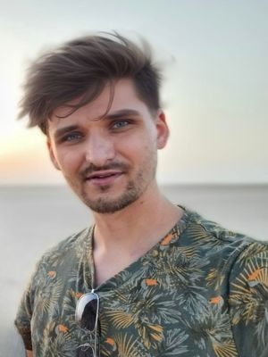 Blazej, 32