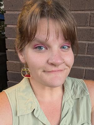 Claire, 42