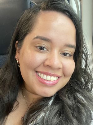 Karla, 25