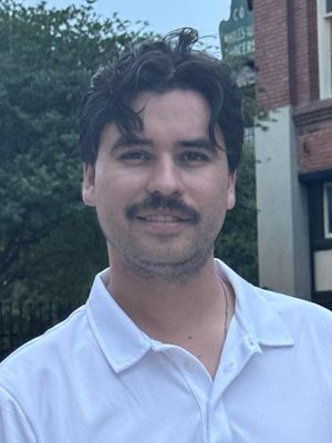 Nicolas, 31