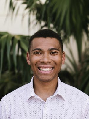 William, 25