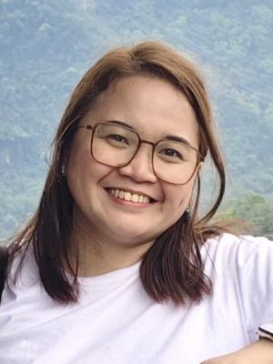 Bea, 31