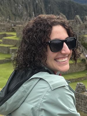 Laura, 31