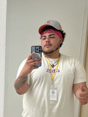 Alex, 20