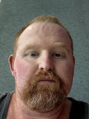 Kenny, 33