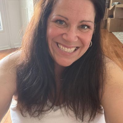 Robin, 49