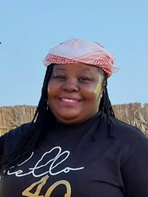 Abigail, 43
