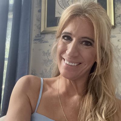 Kimberly, 52