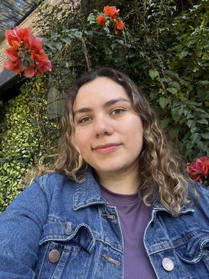 Maria, 26