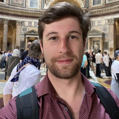Daniel, 27