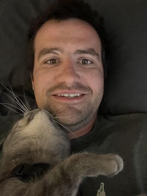 Alex, 36