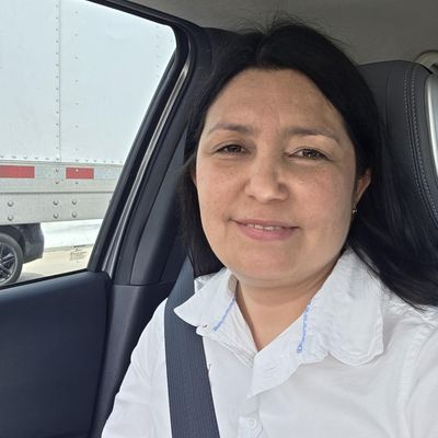 Xiomara, 43
