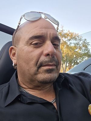 Enzo, 57
