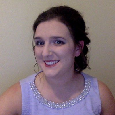 Lindsay, 34