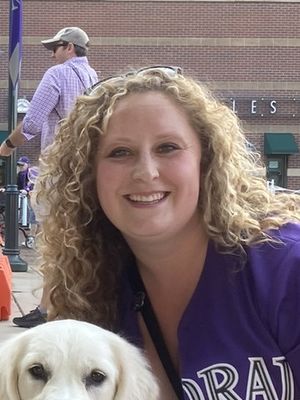 Stephanie, 27