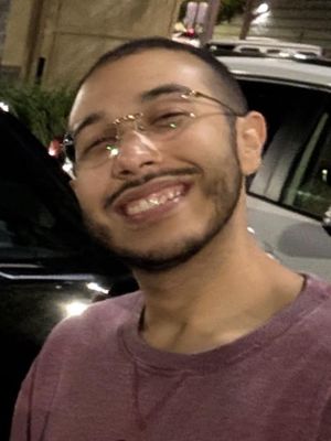 Alejandro, 27