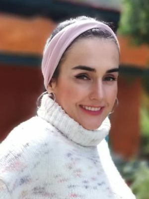 Natalia, 48