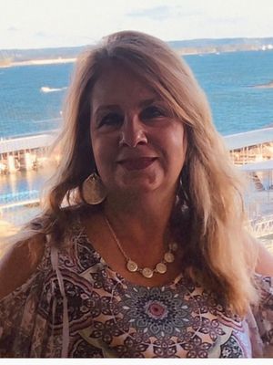 Stephanie, 62