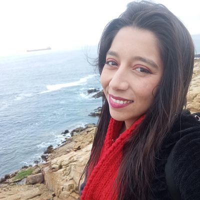 Daniela, 34