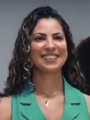Patricia, 43