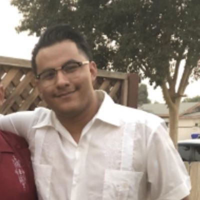 Robert, 25