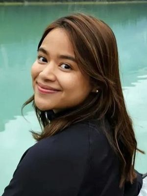 Clara, 26
