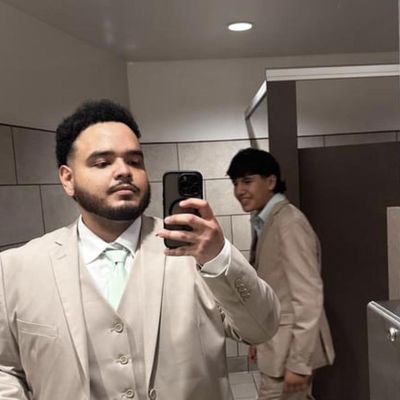 Diego, 24